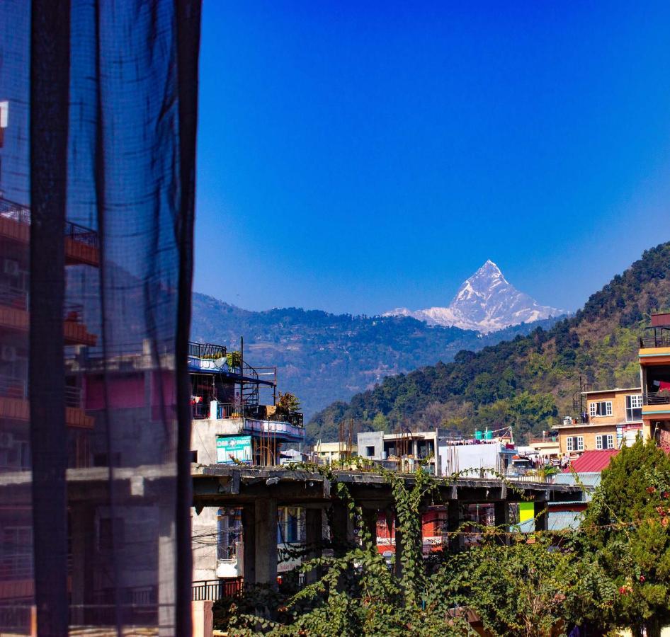 Hotel Silverline Pokhara Luaran gambar