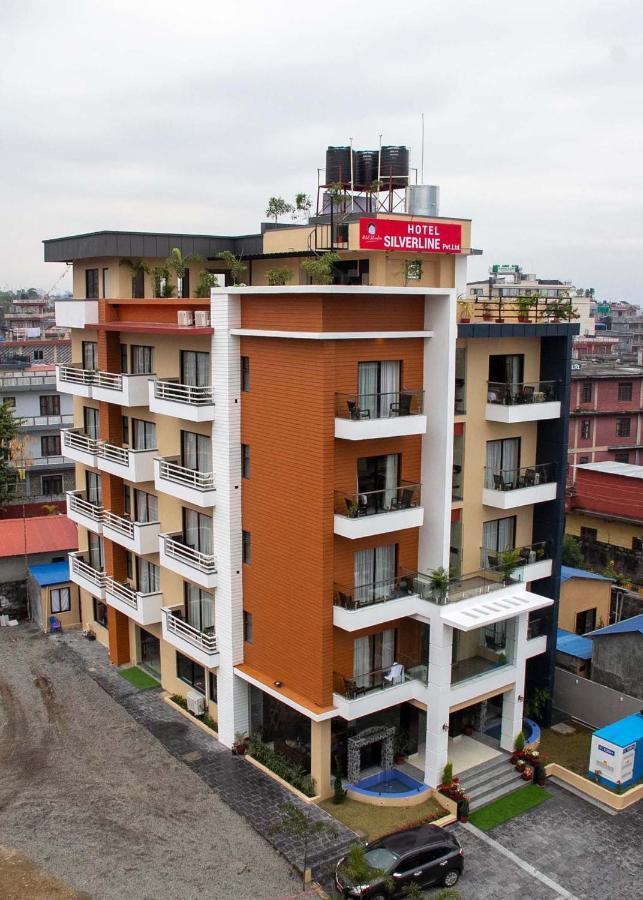 Hotel Silverline Pokhara Luaran gambar