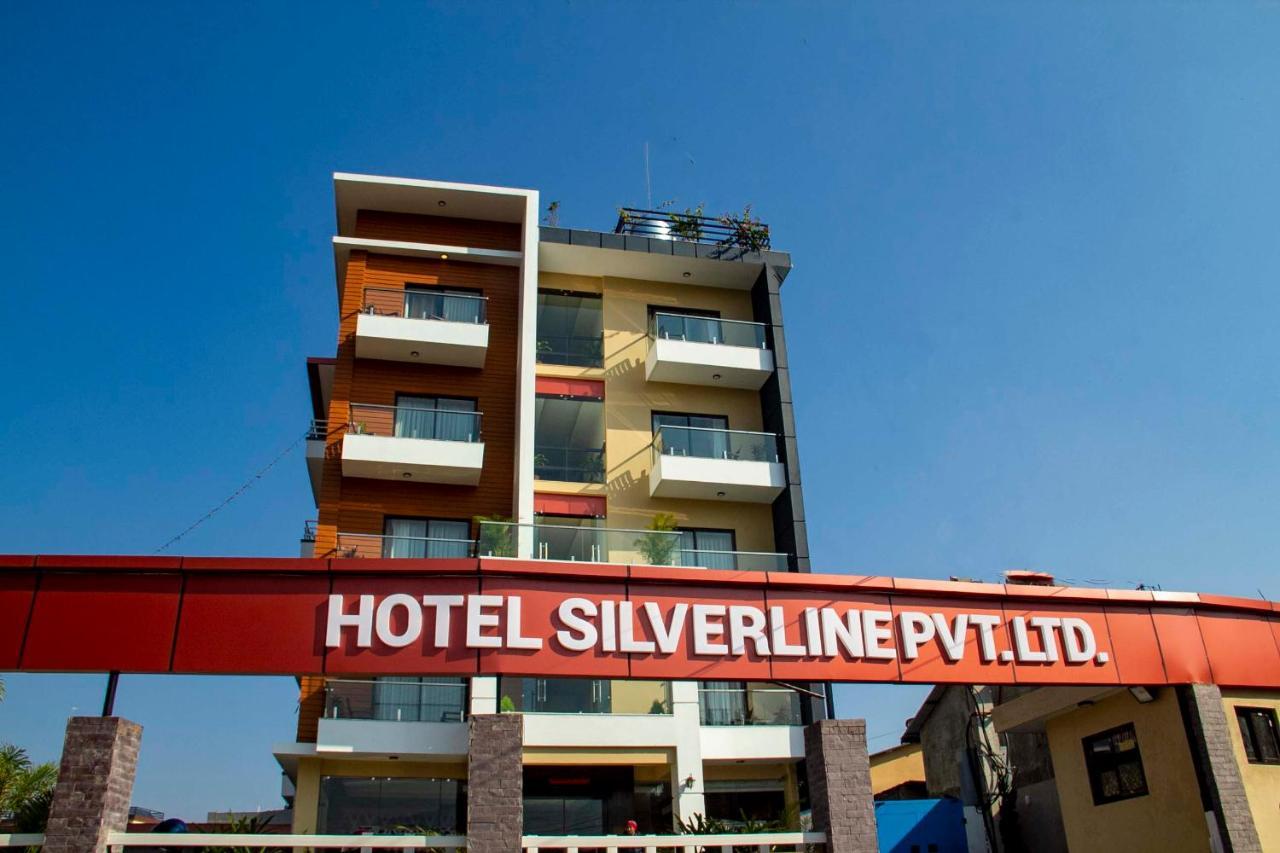 Hotel Silverline Pokhara Luaran gambar