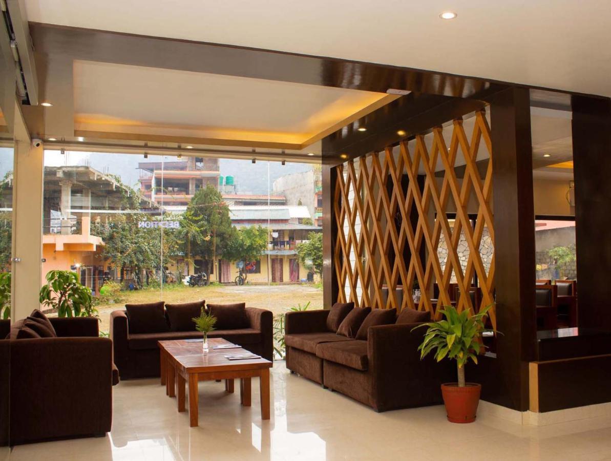Hotel Silverline Pokhara Luaran gambar